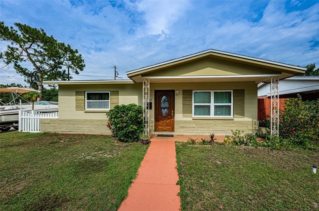 3495 40TH LANE N ST PETERSBURG, FL 33713