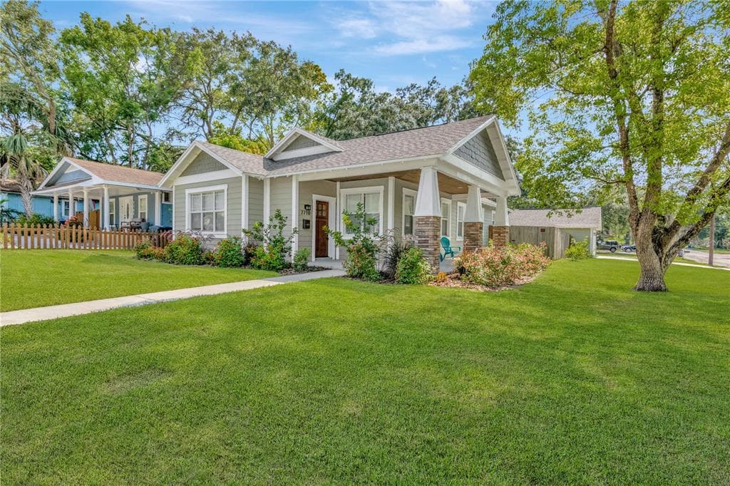 7710 N ARDEN AVENUE TAMPA, FL 33604