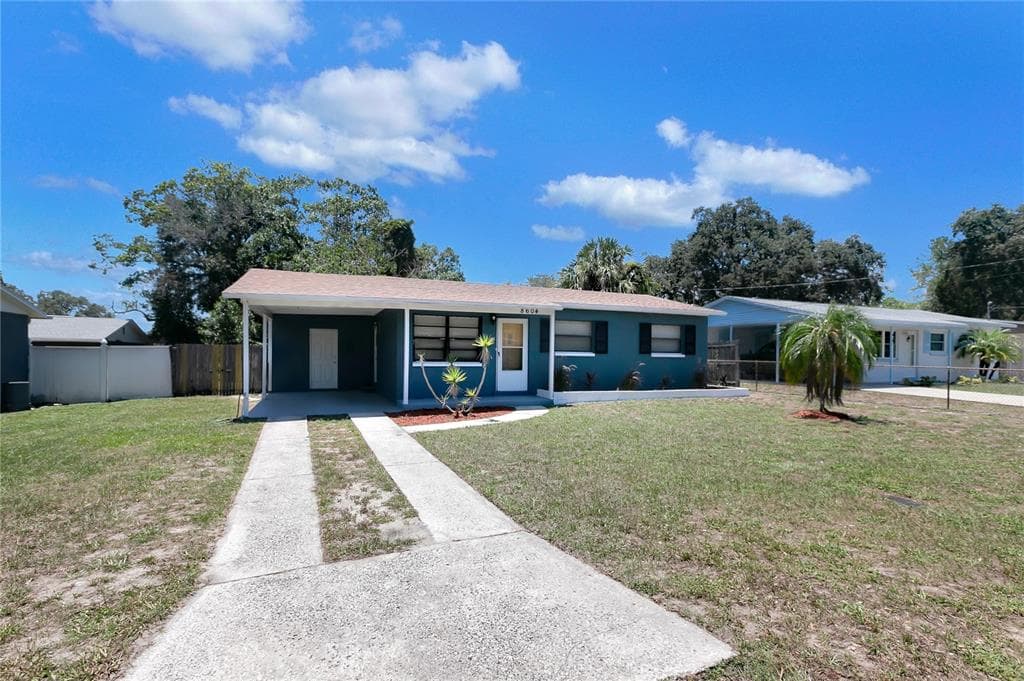 8604 N ORANGEVIEW AVENUE TAMPA, FL 33617