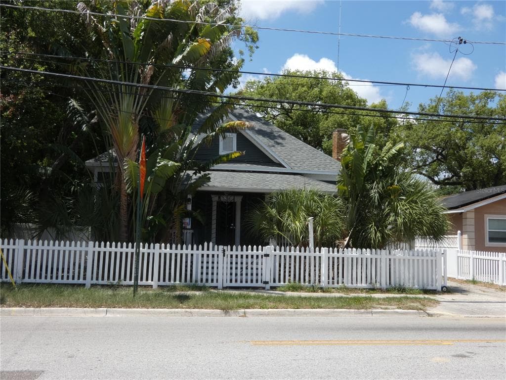 1006 E 21ST AVENUE TAMPA, FL 33605