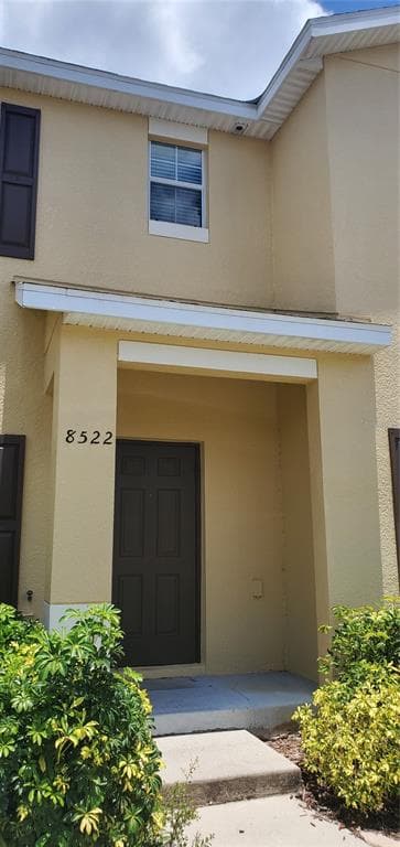 8522 GABLEBEND WAY TAMPA, FL 33647