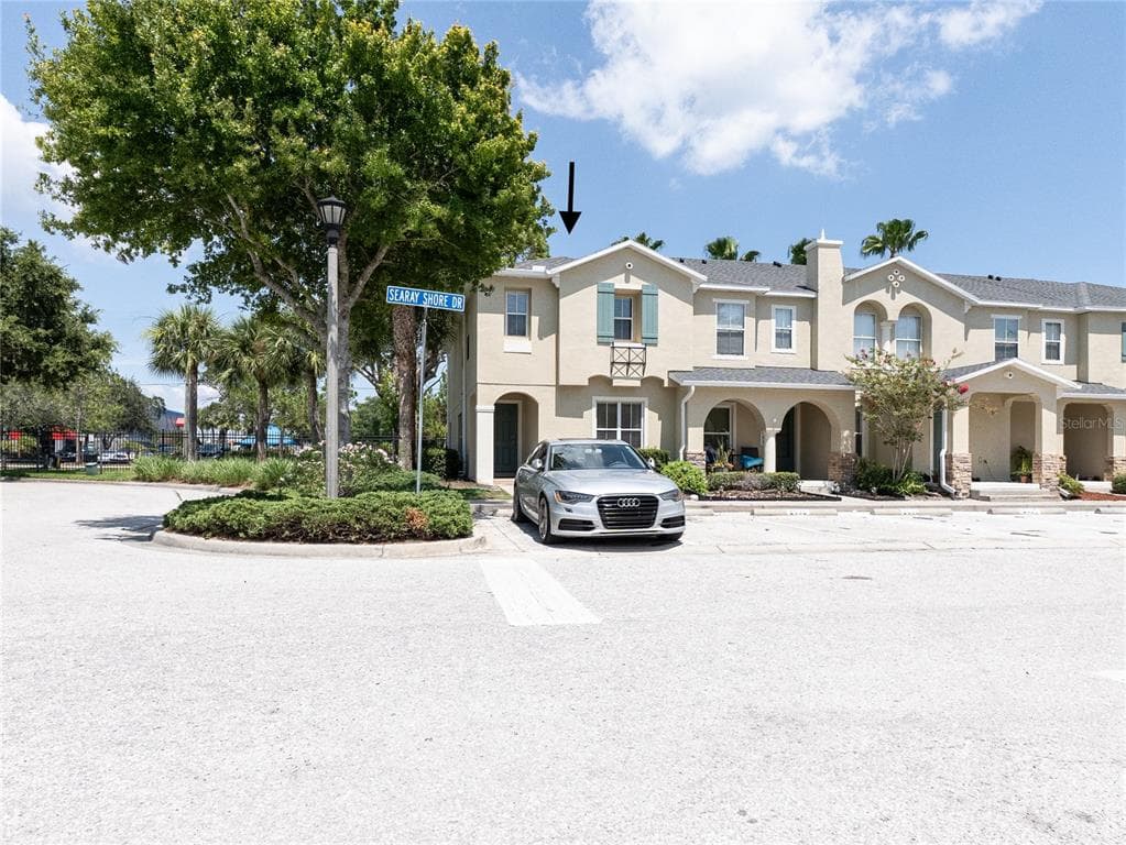 2041 SEARAY SHORE DRIVE