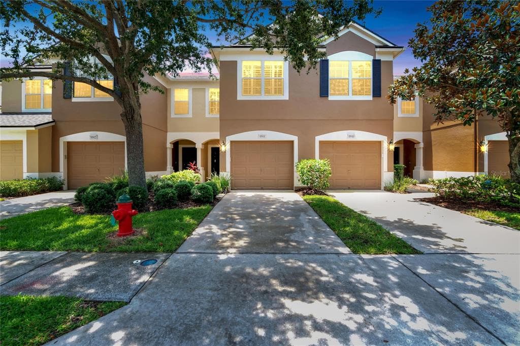 4944 POND RIDGE DRIVE RIVERVIEW, FL 33578