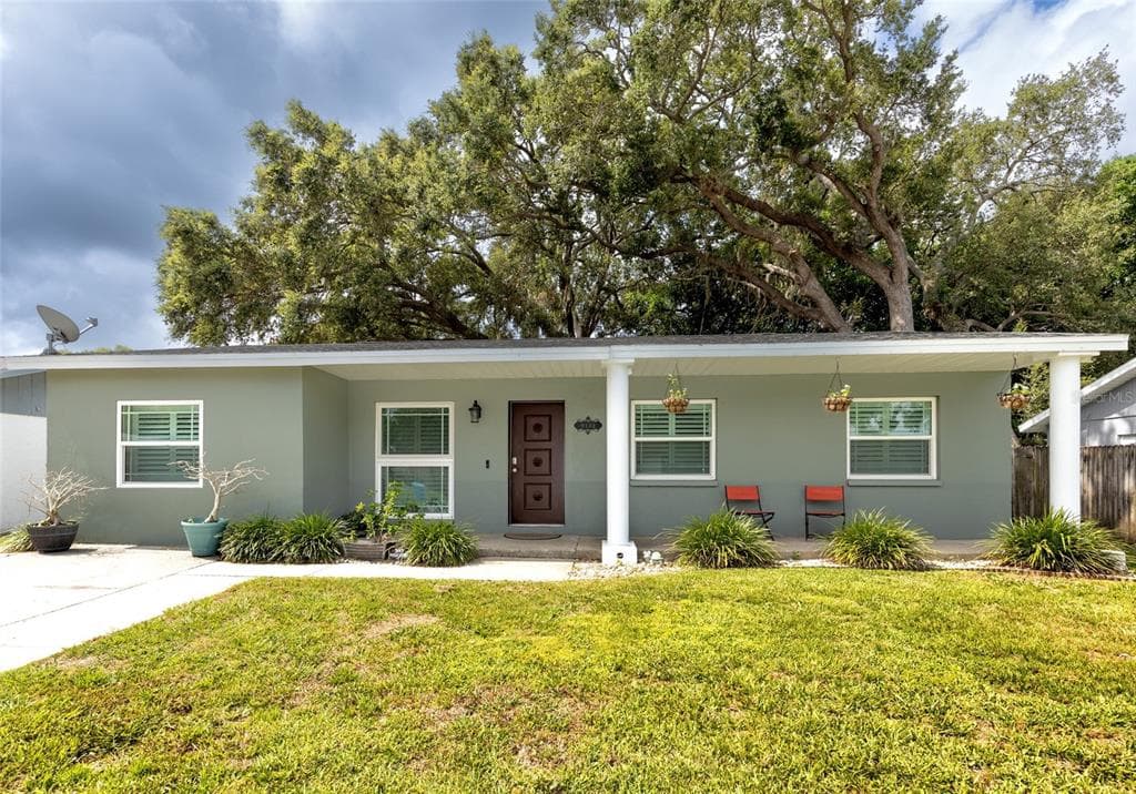 9132 108TH AVENUE SEMINOLE, FL 33777