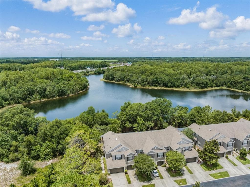 10204 ESTERO BAY LANE TAMPA, FL 33625