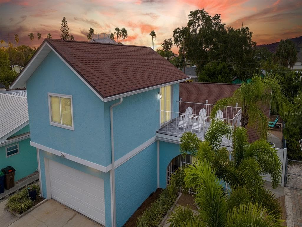 206 10TH AVENUE N INDIAN ROCKS BEACH, FL 33785