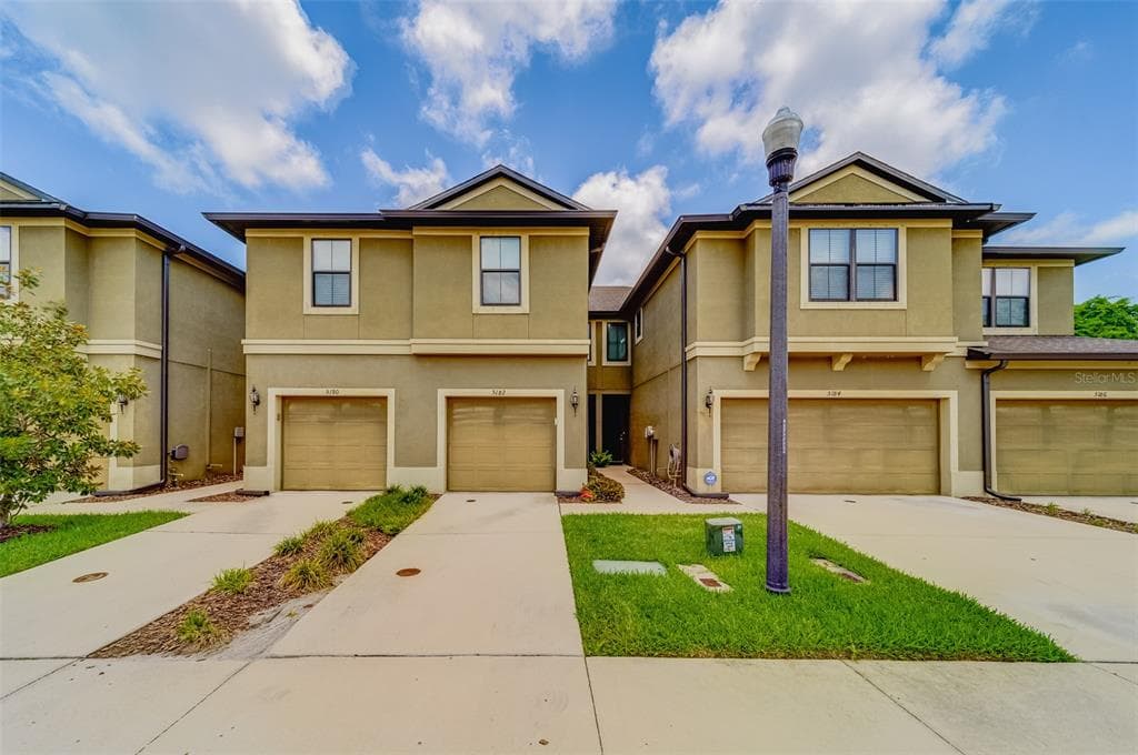 5182 BAY ISLE CIRCLE CLEARWATER, FL 33760