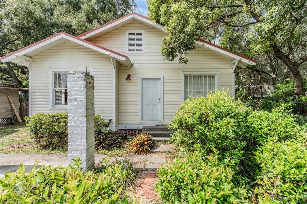 811 E CONOVER STREET TAMPA, FL 33603