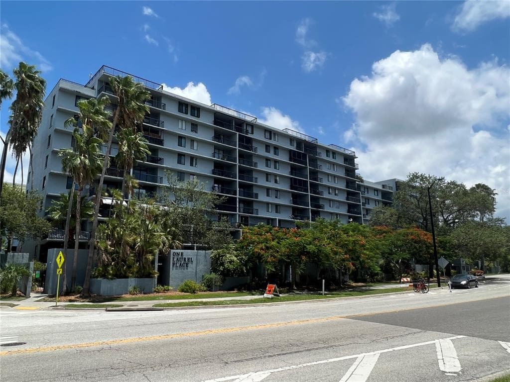 201 W LAUREL STREET UNIT 310 TAMPA, FL 33602