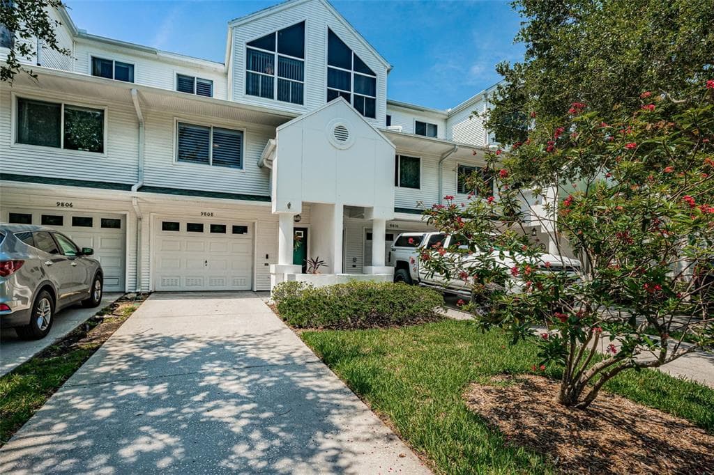9808 INDIAN KEY TRAIL UNIT 86 SEMINOLE, FL 33776