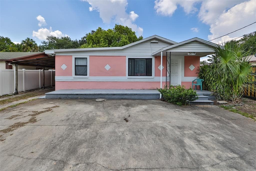 2619 DURHAM STREET TAMPA, FL 33605