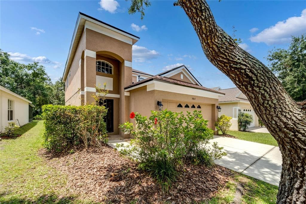 5905 WRENWATER DRIVE LITHIA, FL 33547