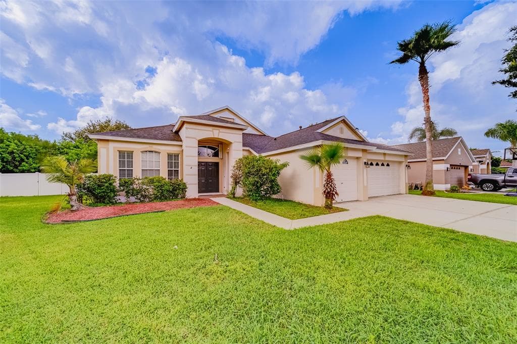 8810 TORCHWOOD DRIVE TRINITY, FL 34655