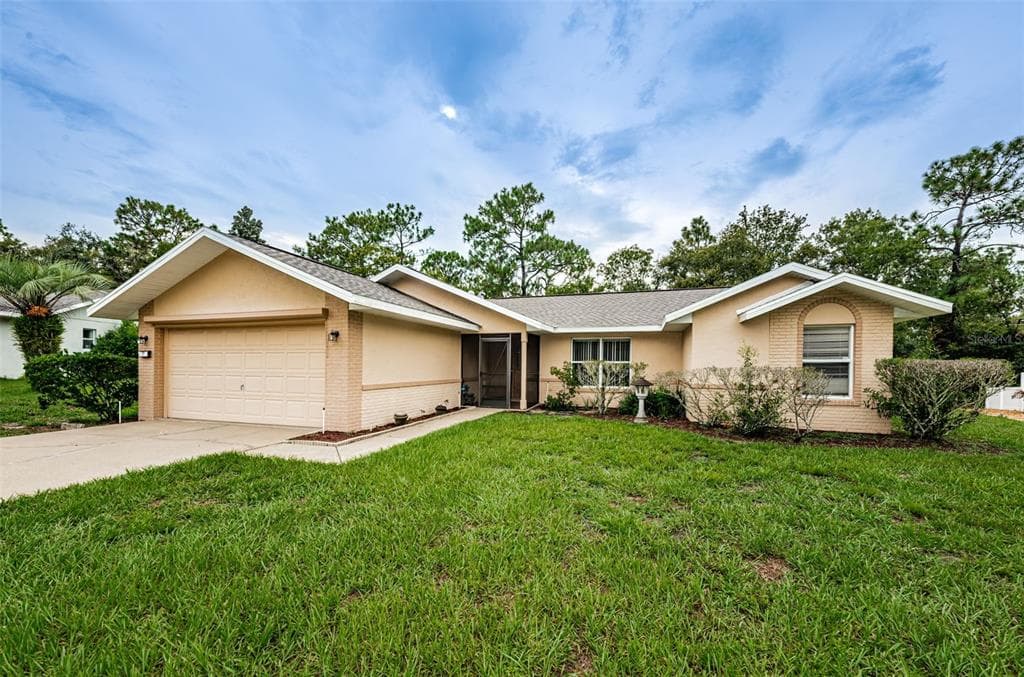 11 CARNATION COURT E HOMOSASSA, FL 34446