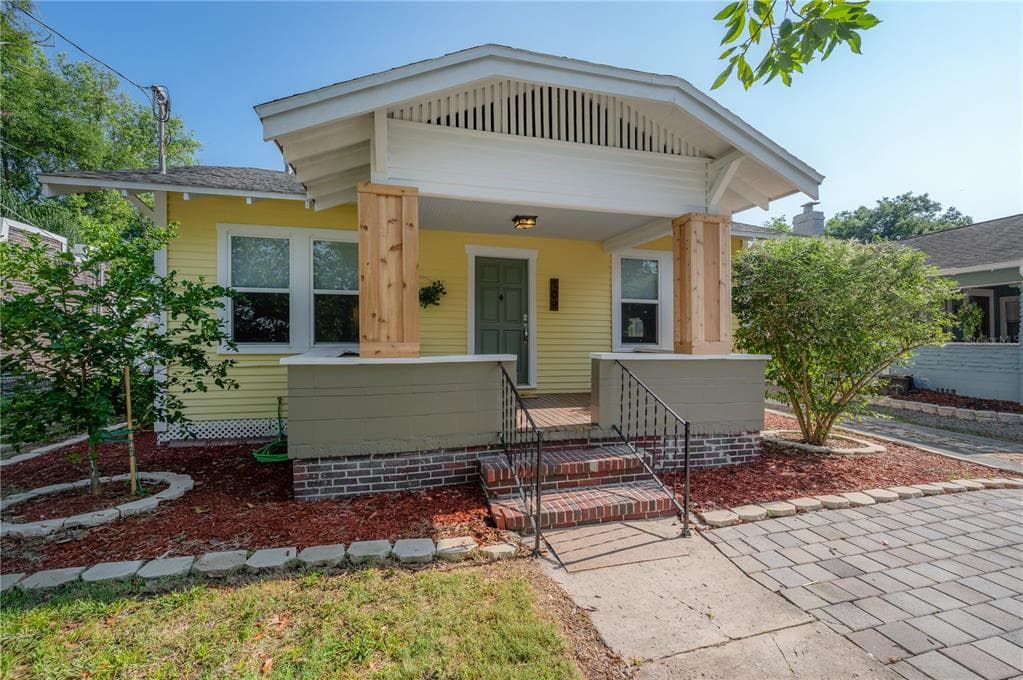 109 W JEAN STREET TAMPA, FL 33604