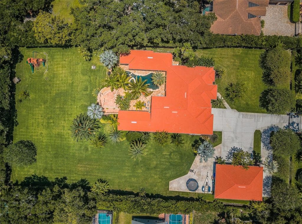 2225 COUNTY ROAD 39