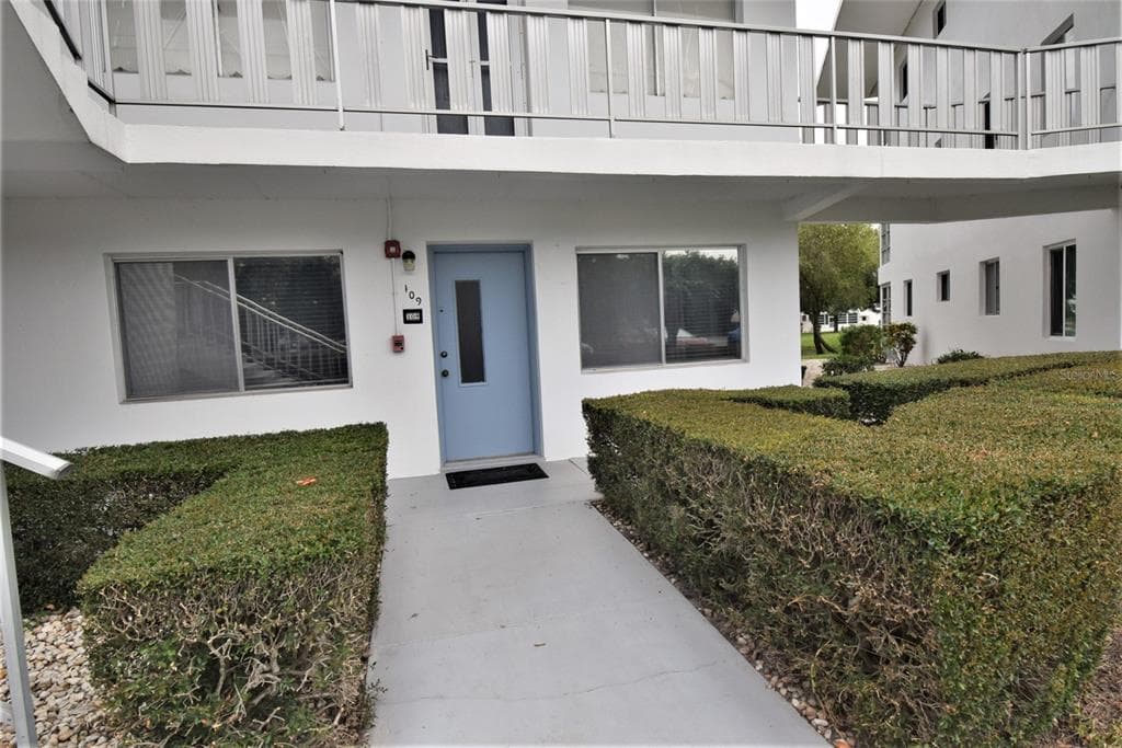 11201 80TH AVENUE UNIT 109 SEMINOLE, FL 33772