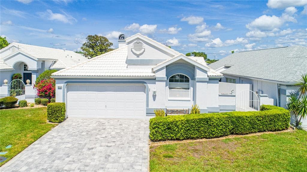 10458 CASA GRANDE CIRCLE SPRING HILL, FL 34608