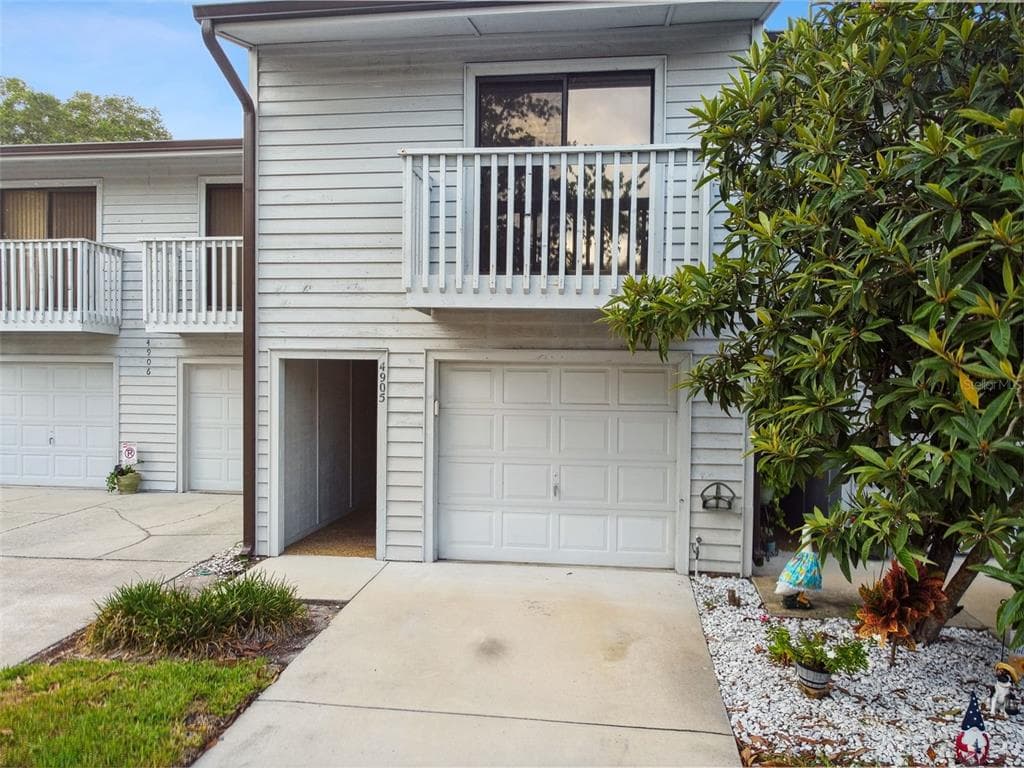 6411 93RD TERRACE N UNIT 4905 PINELLAS PARK, FL 33782