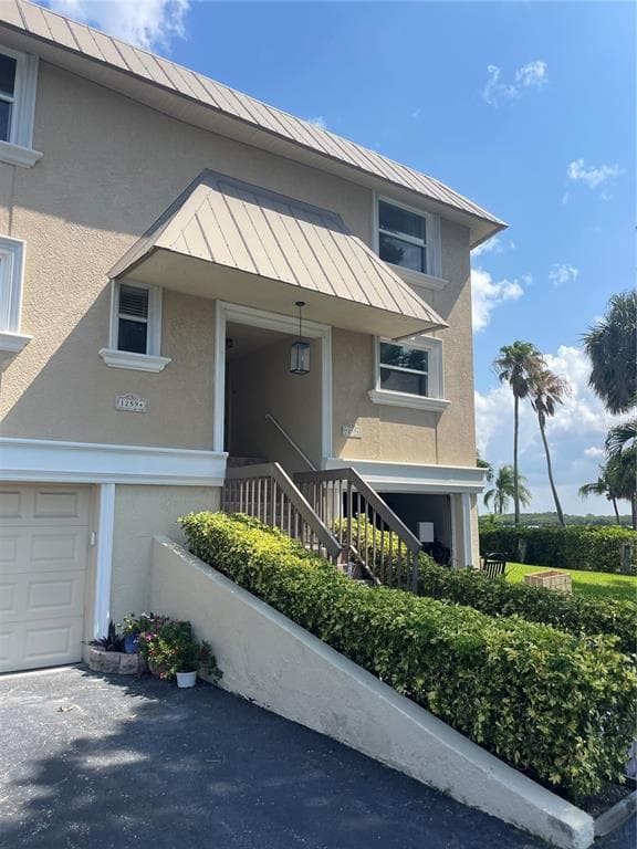 12596 CAPRI CIRCLE N TREASURE ISLAND, FL 33706