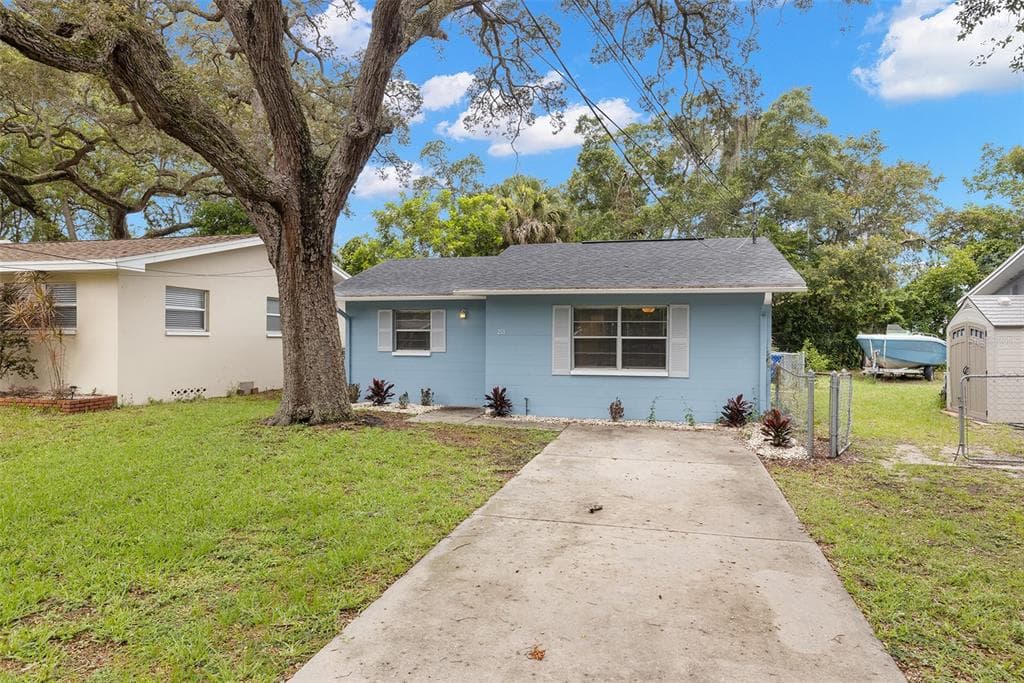 259 5TH STREET NW LARGO, FL 33770