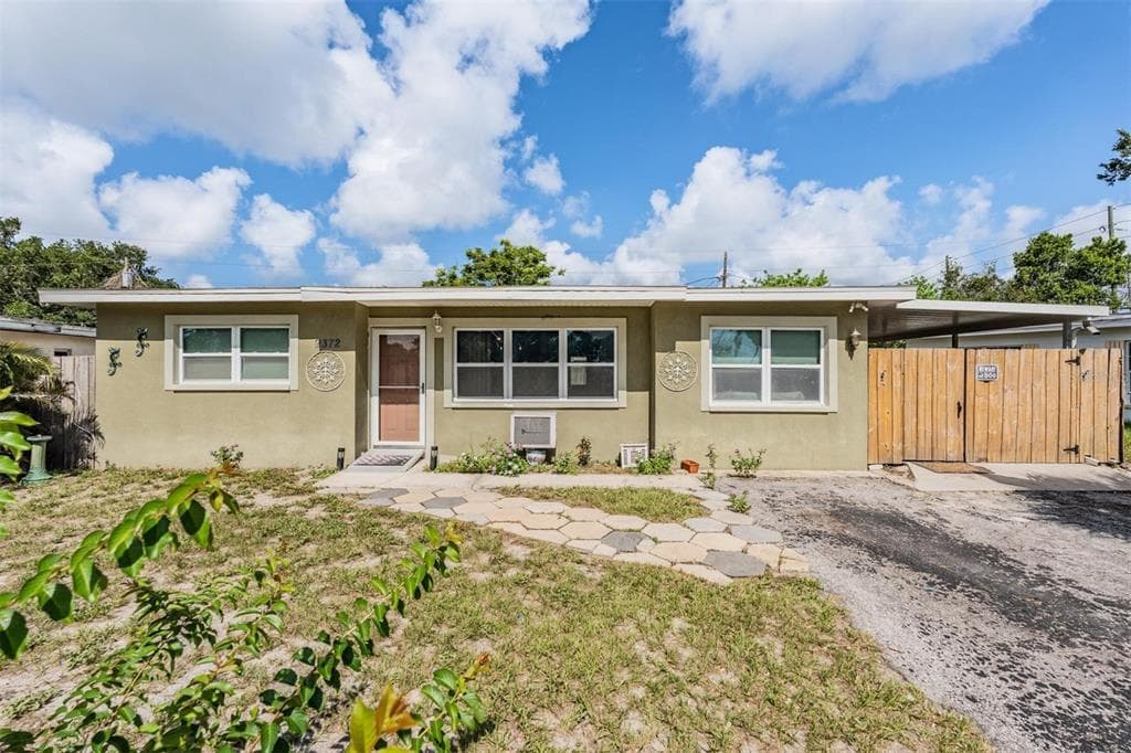 9372 88TH WAY SEMINOLE, FL 33777