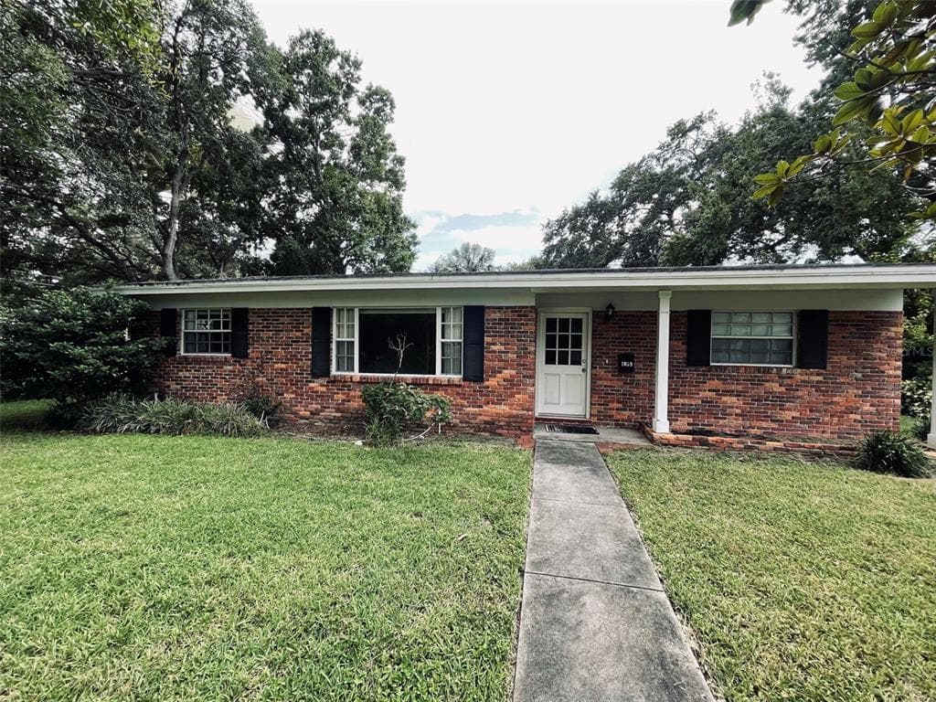 1039 S FRANKLAND ROAD TAMPA, FL 33629