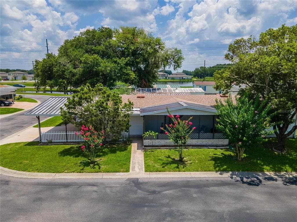 3022 SHORT LEAF STREET WESLEY CHAPEL, FL 33543