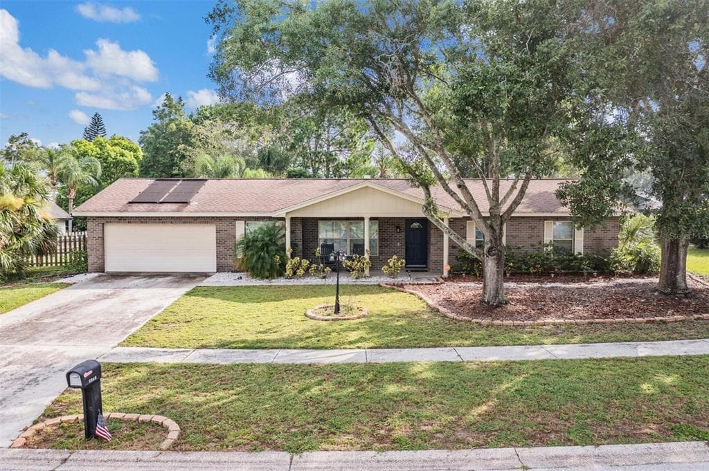 2213 LAUREL OAK DRIVE VALRICO, FL 33596