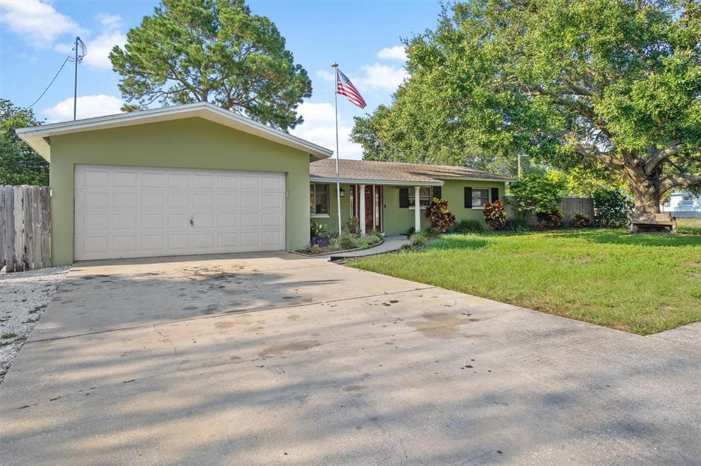 2185 NOLAN DRIVE LARGO, FL 33770