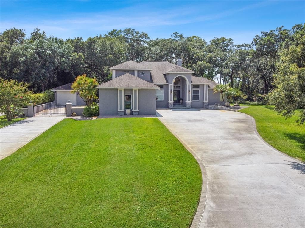 2808 PEMBERTON CREEK DRIVE SEFFNER, FL 33584
