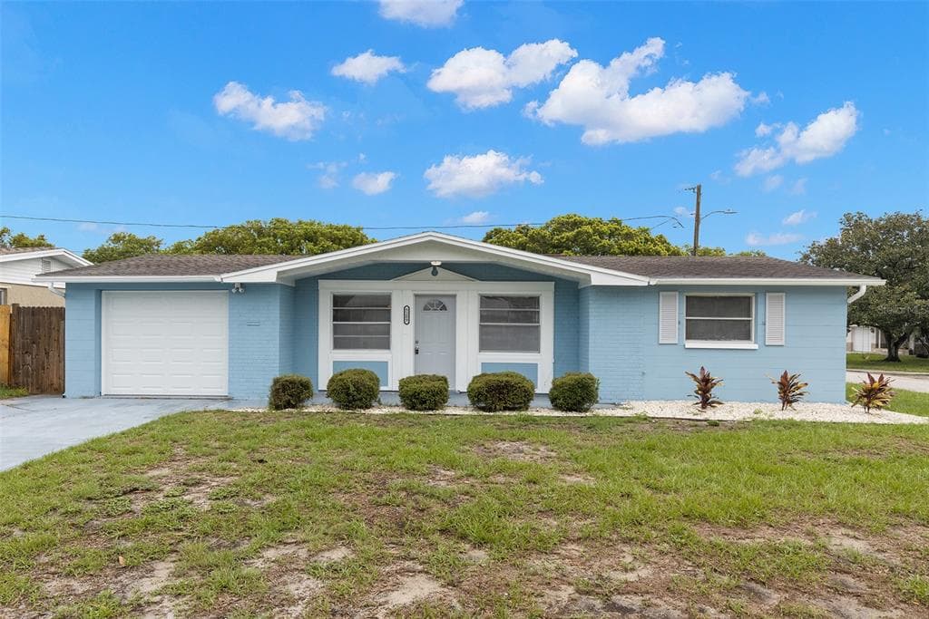 5209 MANOR DRIVE NEW PORT RICHEY, FL 34652