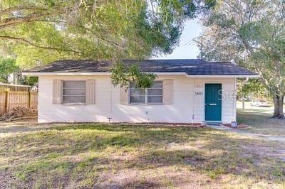 1401 30TH AVENUE N ST PETERSBURG, FL 33704