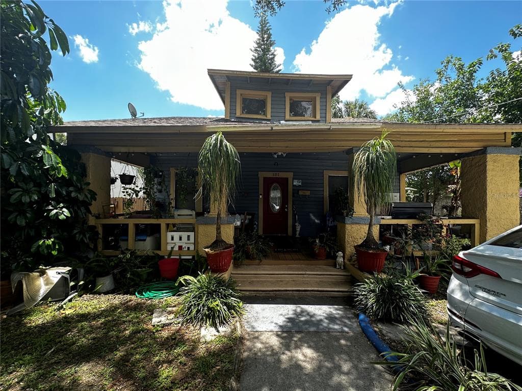 101 E LAMBRIGHT STREET TAMPA, FL 33604