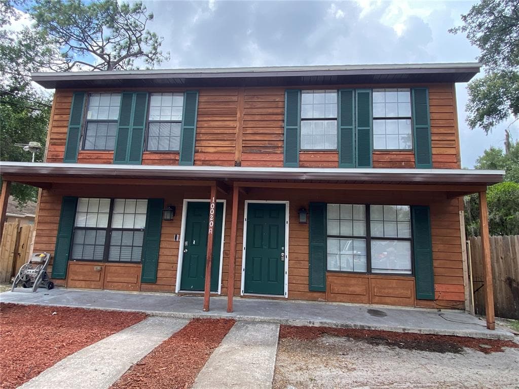 10020 N ASTER AVENUE UNIT B TAMPA, FL 33612