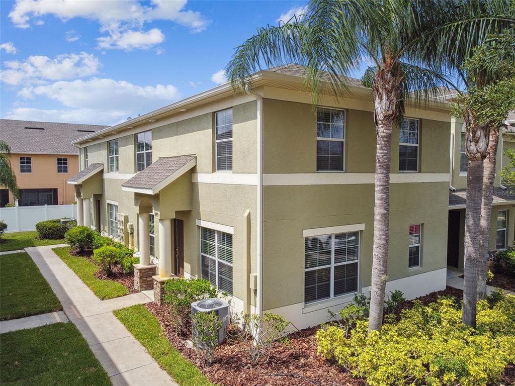 9740 TRUMPET VINE LOOP TRINITY, FL 34655