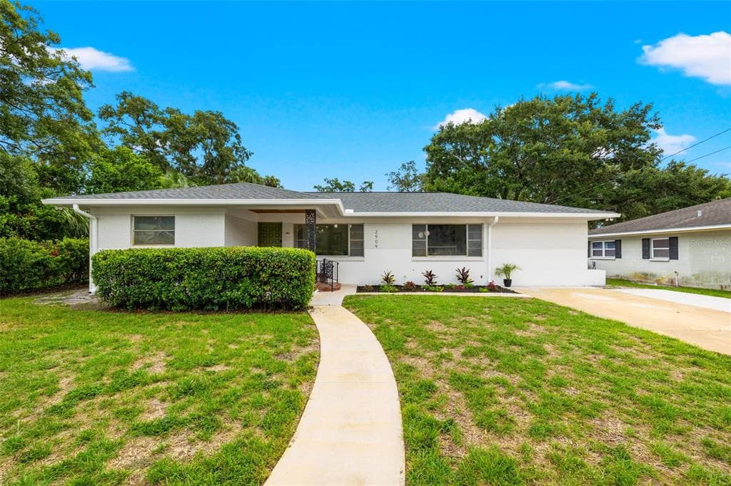 2909 N MYRTLE AVENUE TAMPA, FL 33602