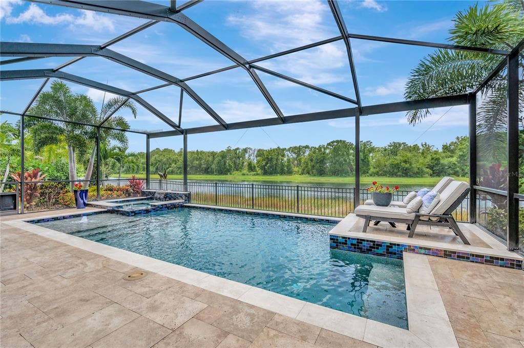 5338 SILVER SUN DRIVE
