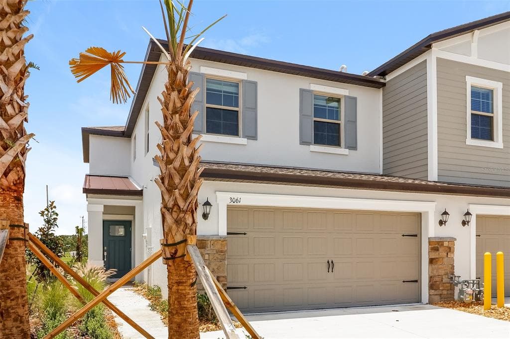 3061 BRYANT PARK DRIVE NEW PORT RICHEY, FL 34655
