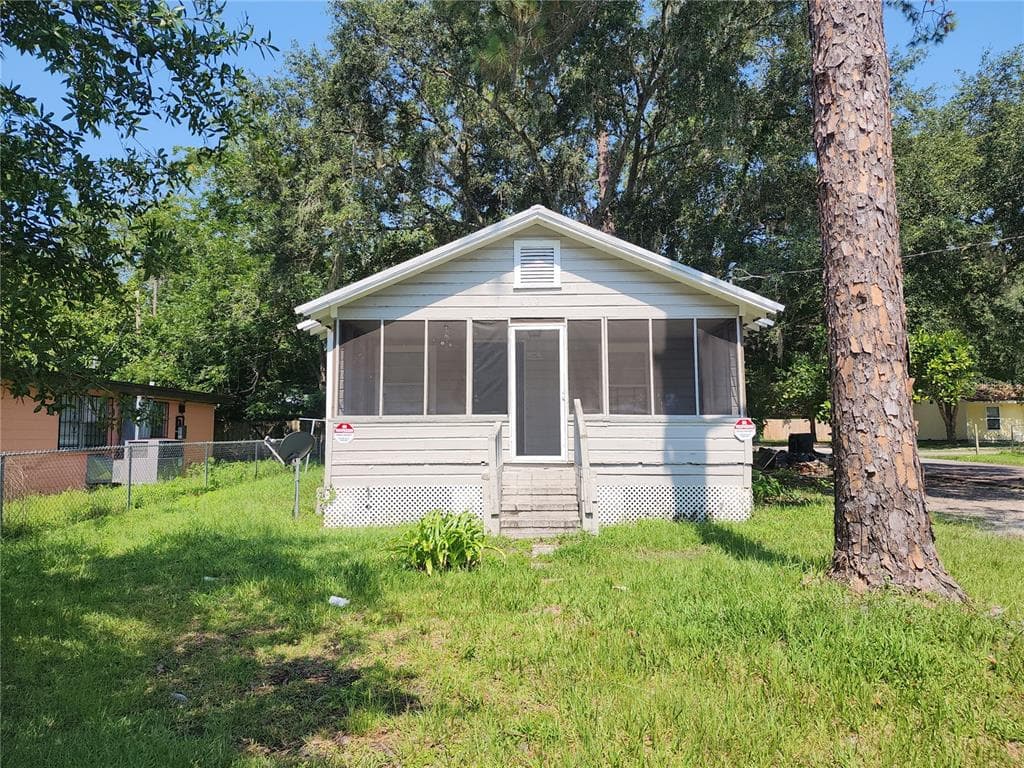 622 NE 15TH STREET NE GAINESVILLE, FL 32641