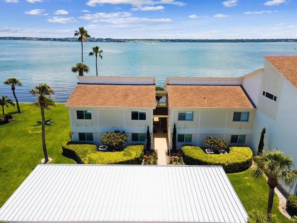 1401 GULF BOULEVARD UNIT 211 CLEARWATER, FL 33767