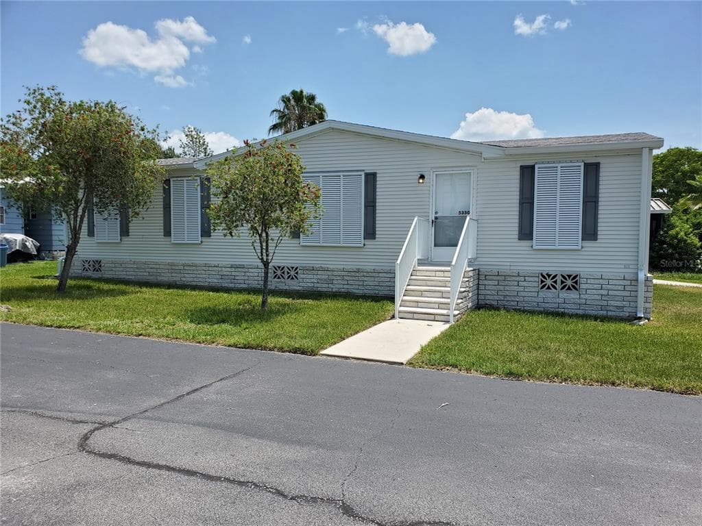 5330 DIANTHUS STREET ZEPHYRHILLS, FL 33541