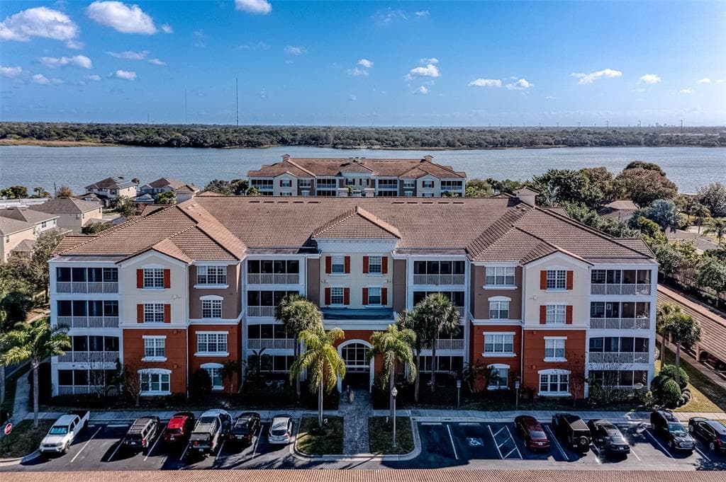 7903 SEMINOLE BOULEVARD UNIT 2403 SEMINOLE, FL 33772