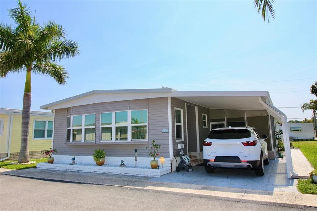 82066 G STREET N PINELLAS PARK, FL 33781