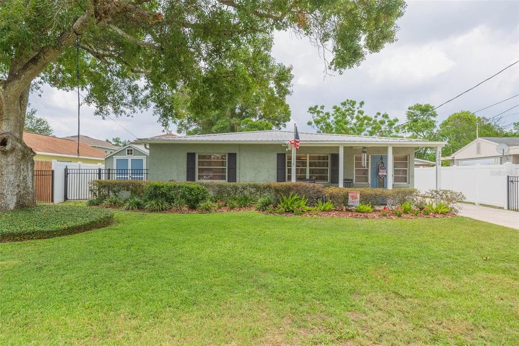 3505 W PEARL AVENUE TAMPA, FL 33611