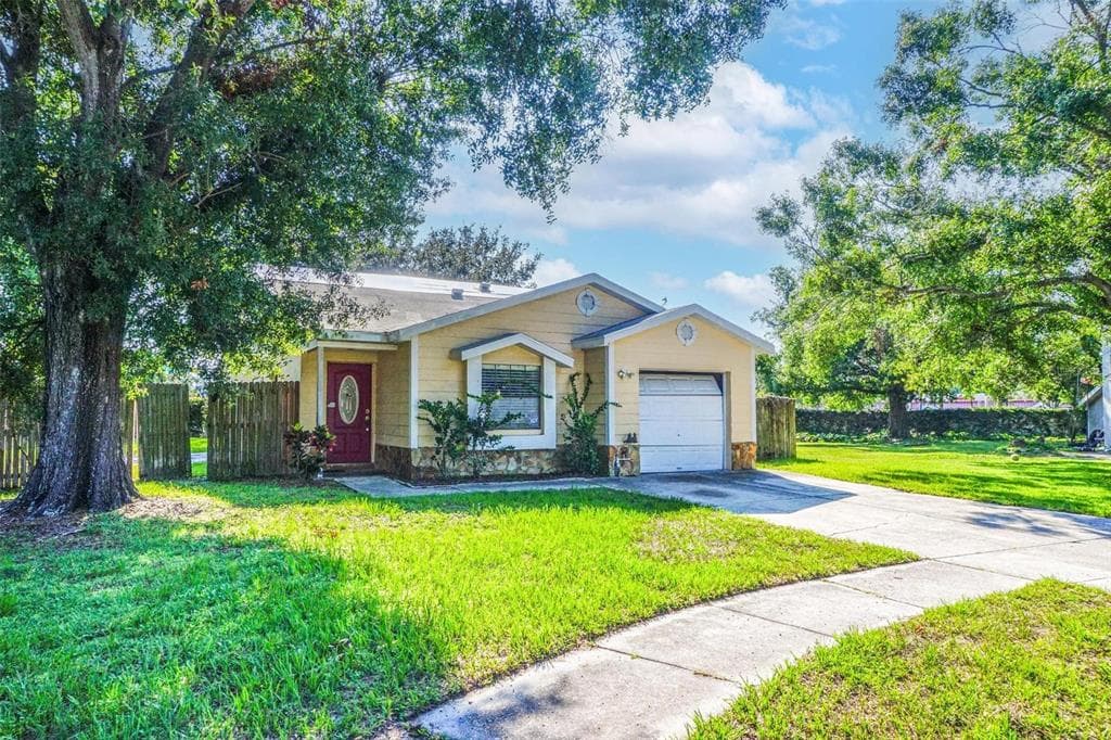 13202 LARAWAY COURT RIVERVIEW, FL 33579