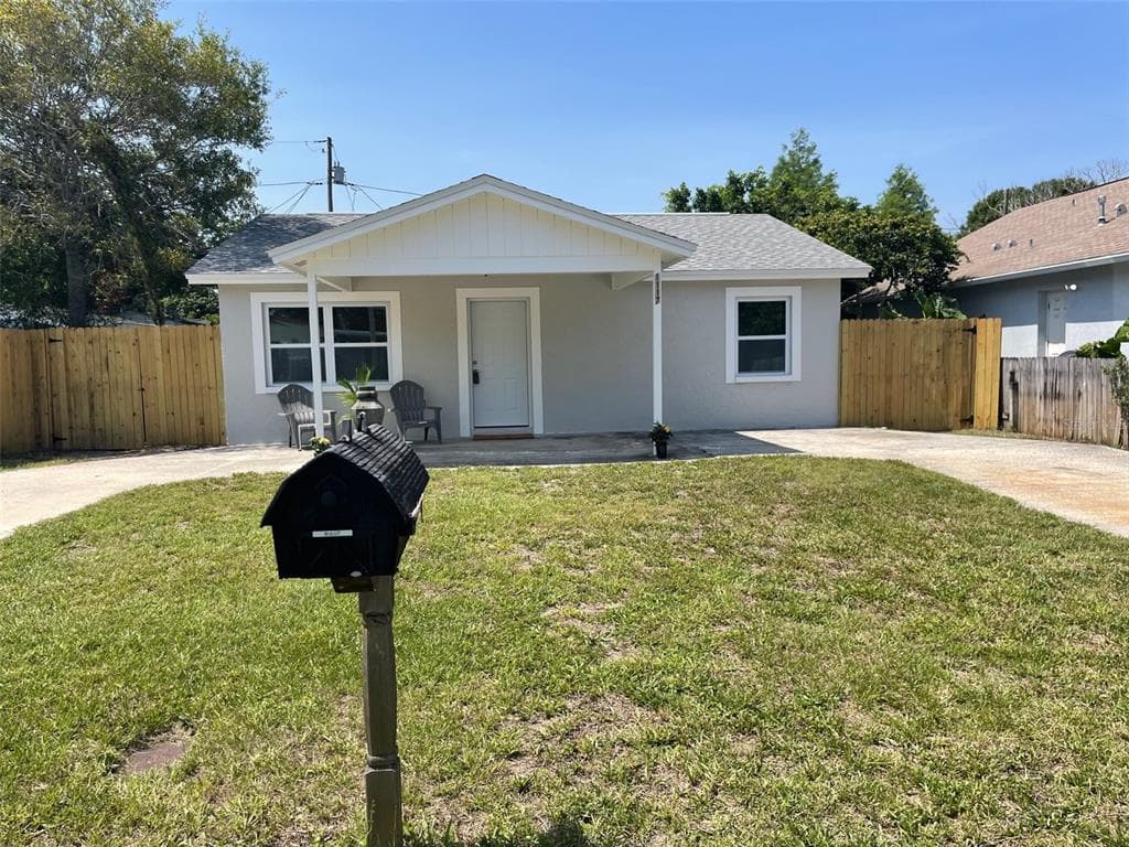 1117 BEVERLY AVENUE LARGO, FL 33770