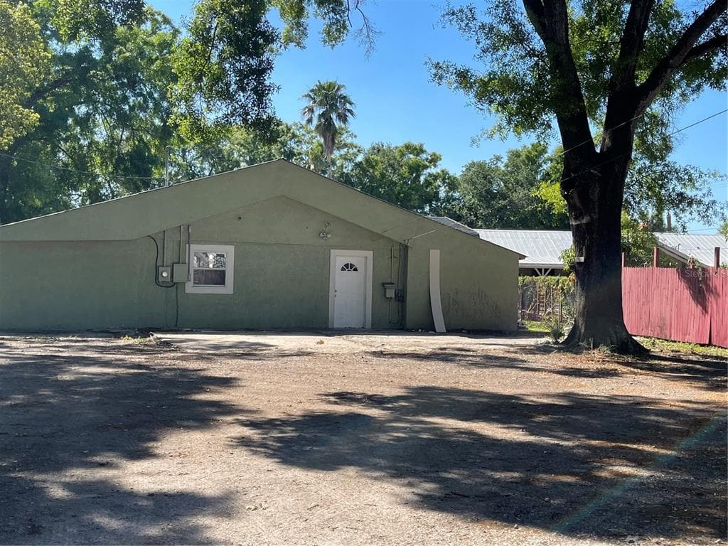 2010 N 49TH STREET Unit A TAMPA, FL 33605