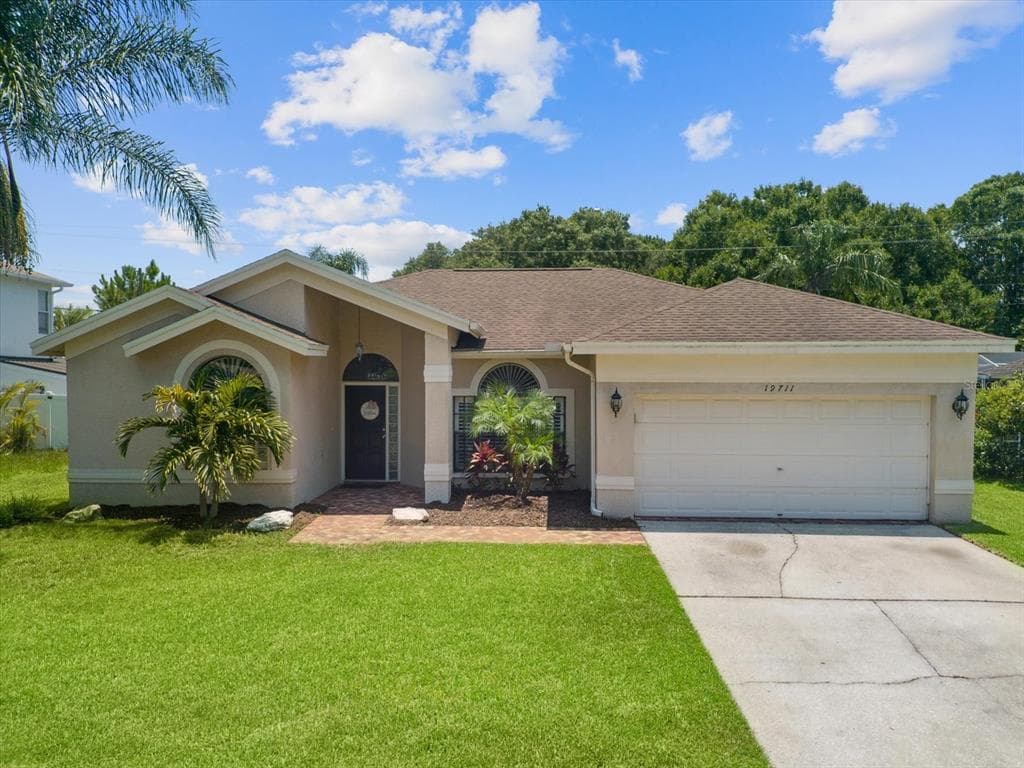 19711 WYNDMILL CIRCLE ODESSA, FL 33556