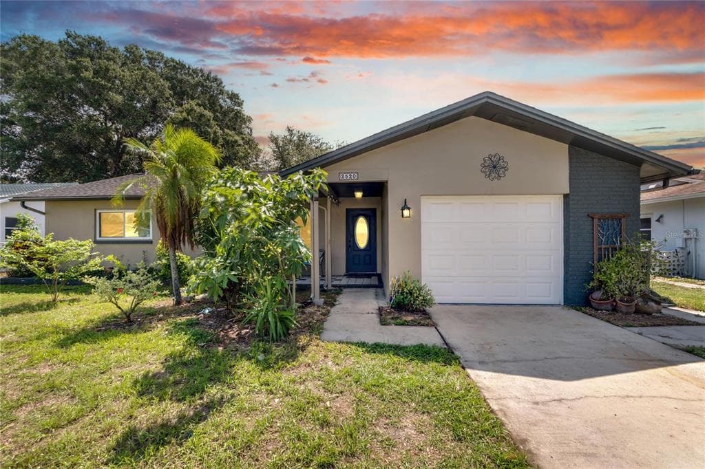 2520 BRAMBLEWOOD DRIVE E CLEARWATER, FL 33763